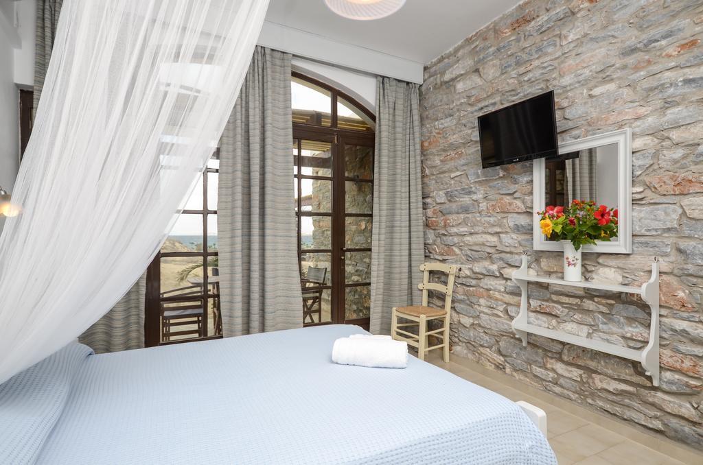 Victoria Studios & Apartments Микри-Вигла Экстерьер фото